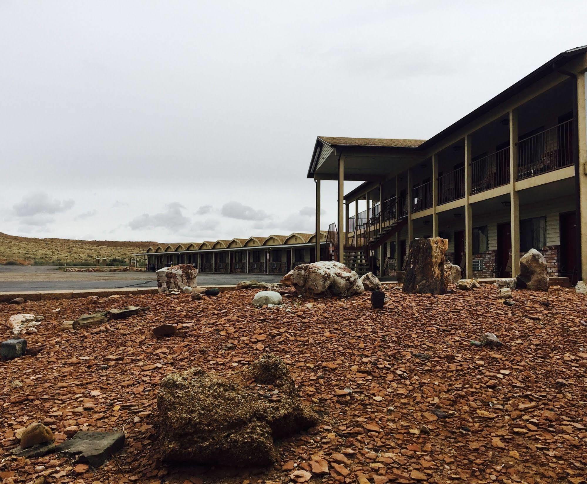 Whispering Sands Motel Hanksville Eksteriør bilde